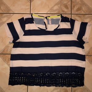 3/$25 Xhilaration Navy Crochet Trim Cropped Blouse